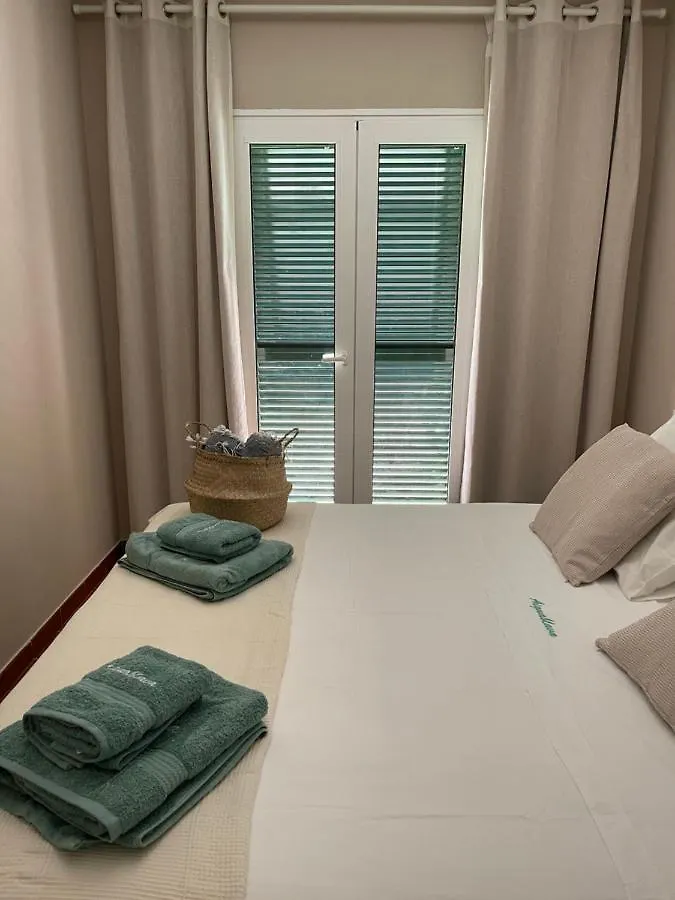 Lejlighed Bonito Apartamento Con Terraza, Jardin Y Piscina Cala en Bosc Spanien